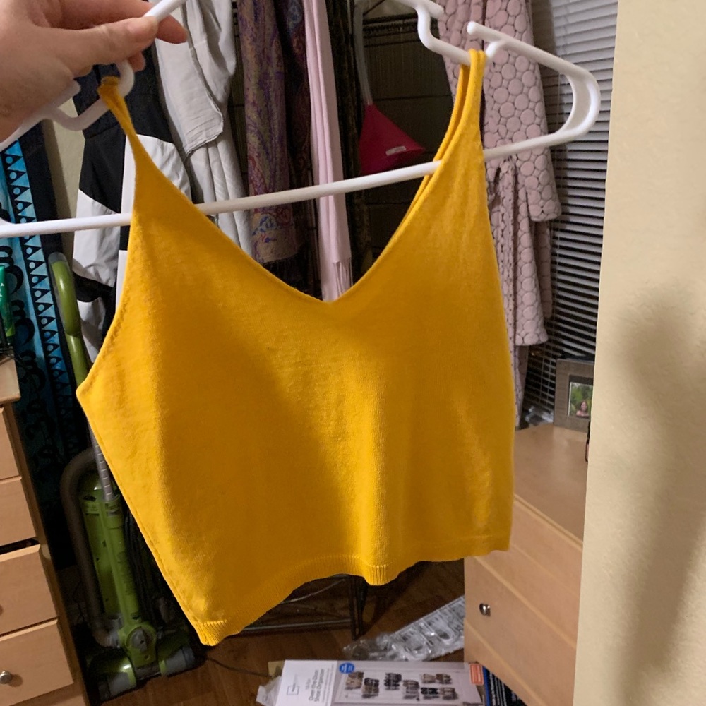 Crop top